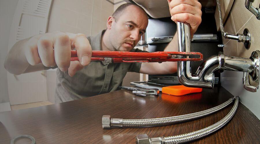 Expert burst pipe repair services in Vega, TX